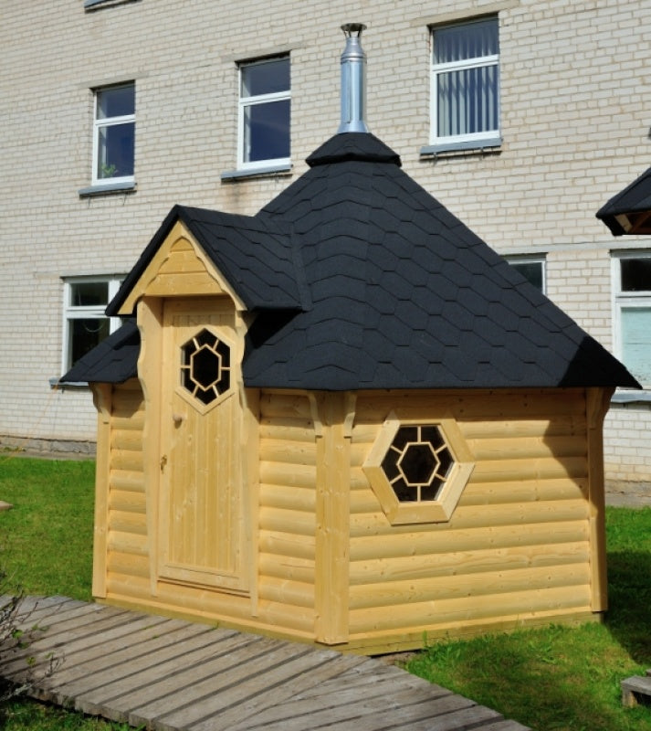 Grill-Kota mit Sauna-Anbau