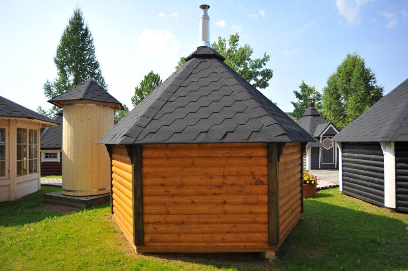 Grill-Kota mit Sauna-Anbau