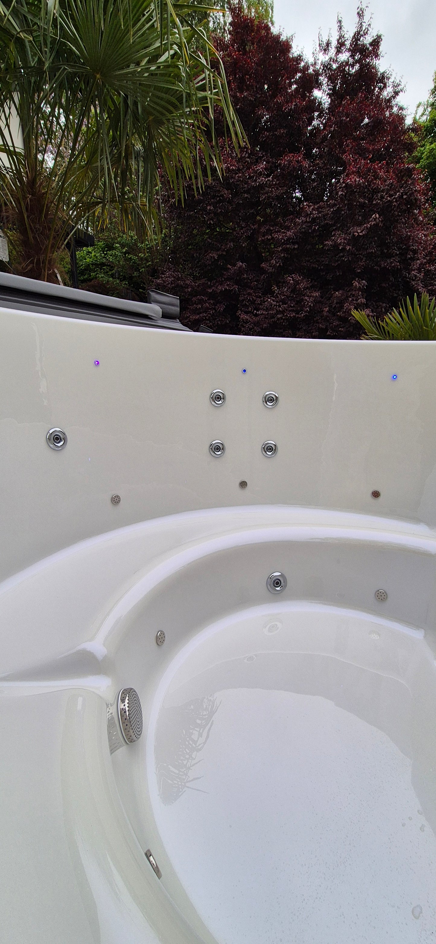 Hot-Tub Ø 2,0m-2,25m DeLuxe Acryl