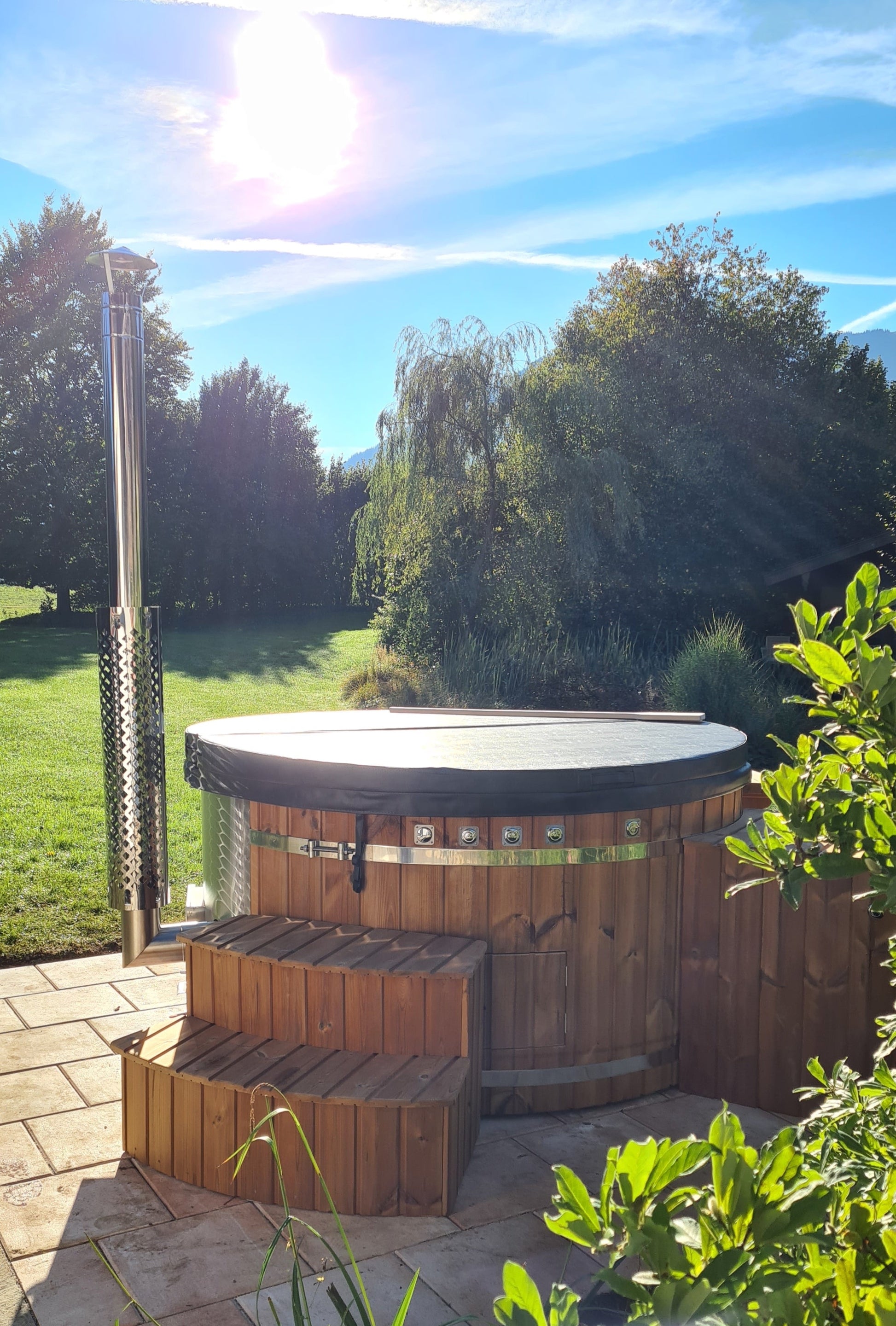 BADEZUBER_Hot-Tub